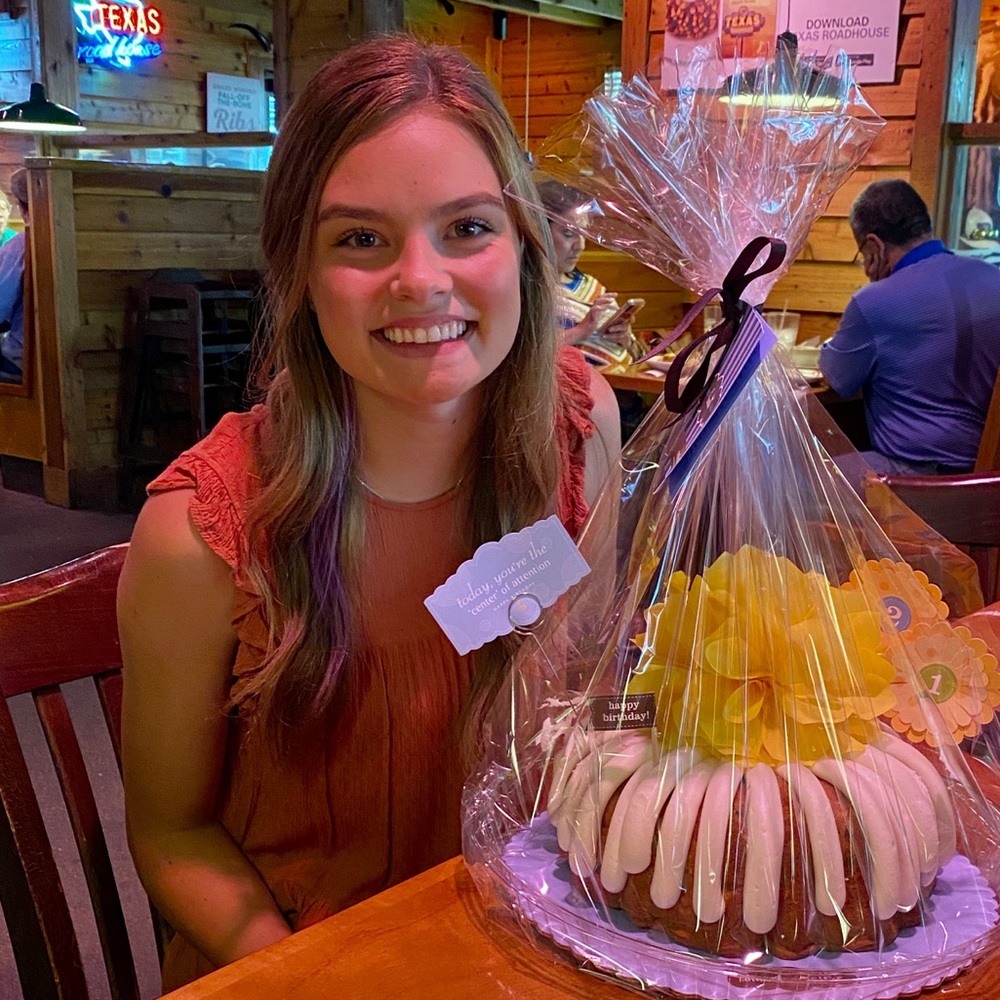 Meet your Posher, Darby